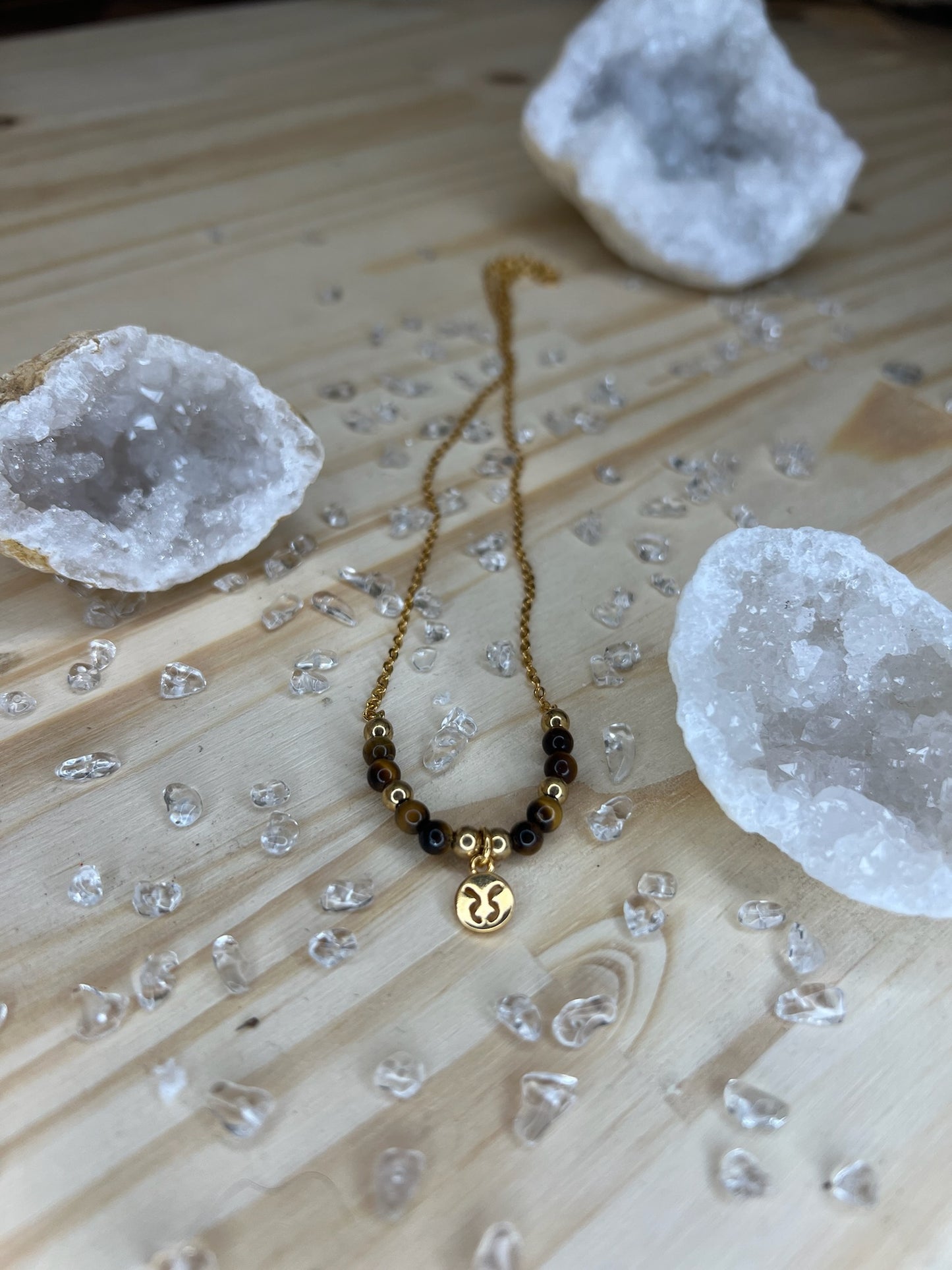 Collier Astro